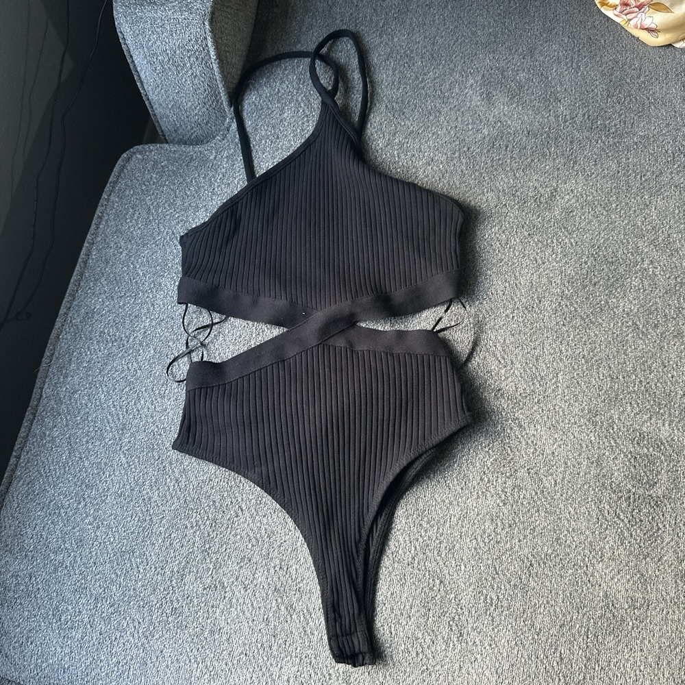 Zara Black Ribbed Top